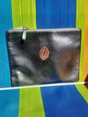 ✨️Bloomingdale's Metallic Silver Toiletry Pouch with Pink Lip Patch